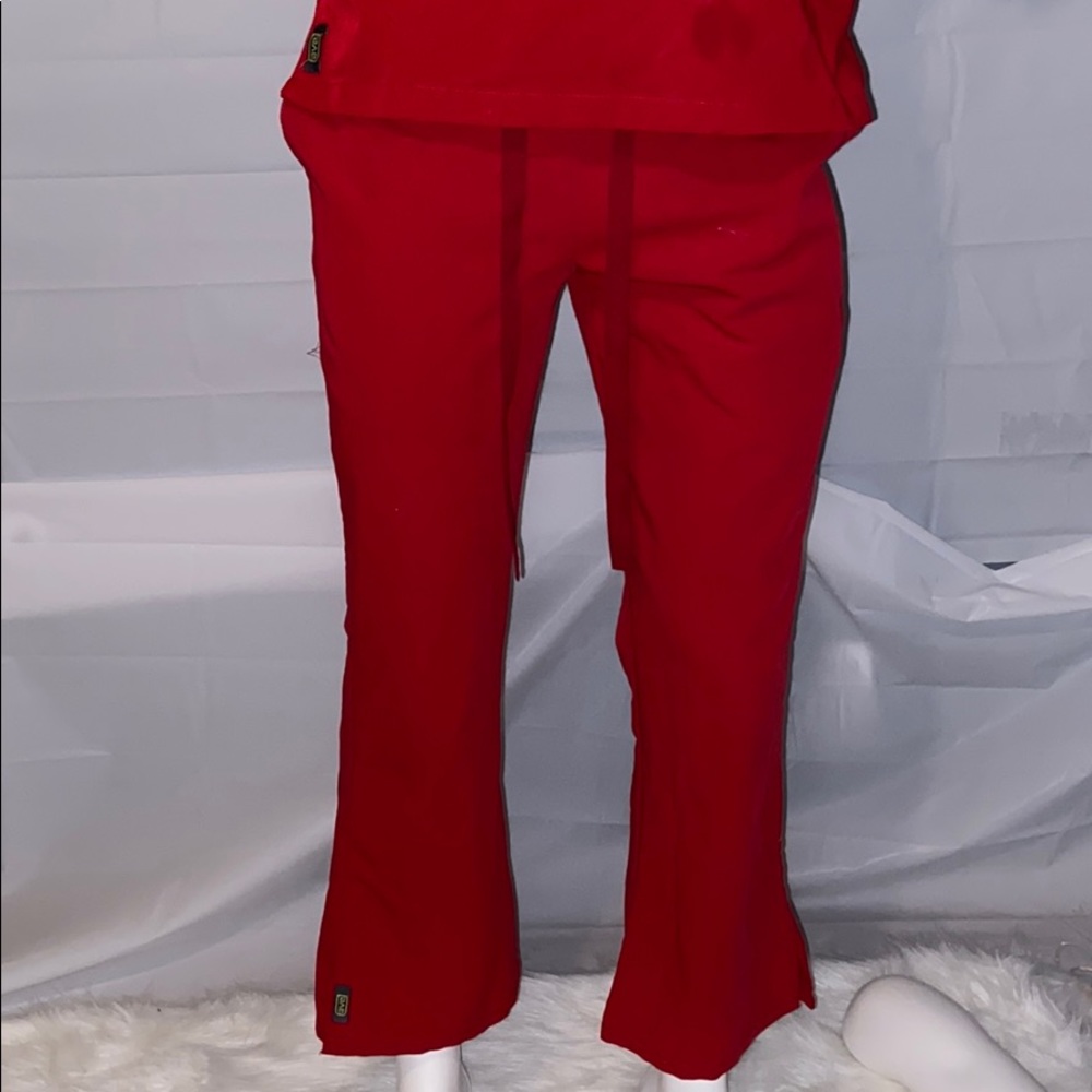 Red scrub Set - Picture 2 of 5